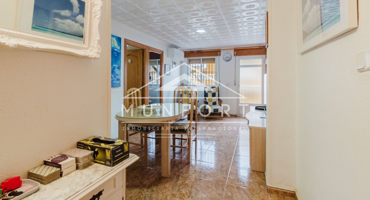 Resale - Bungalows -
Los Nietos