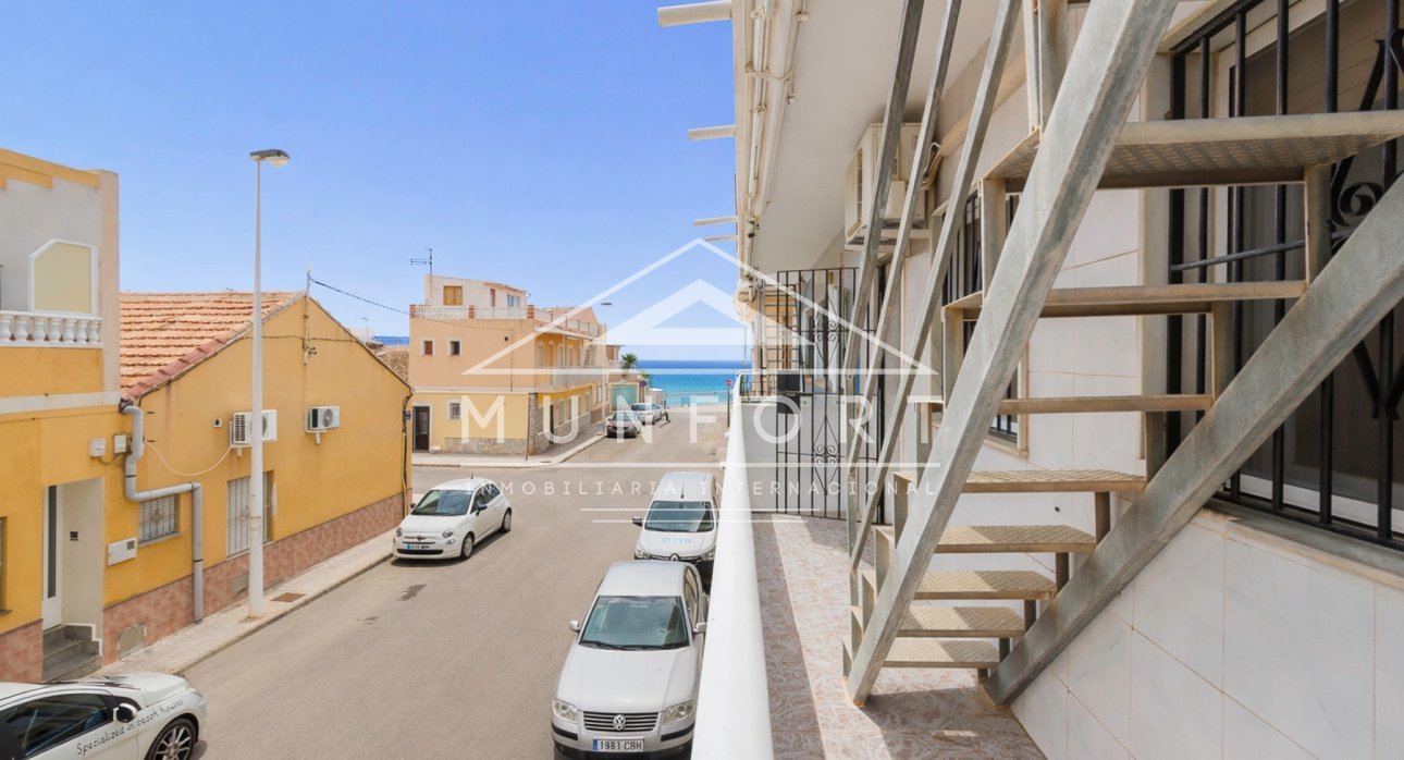 Resale - Bungalows -
Los Nietos