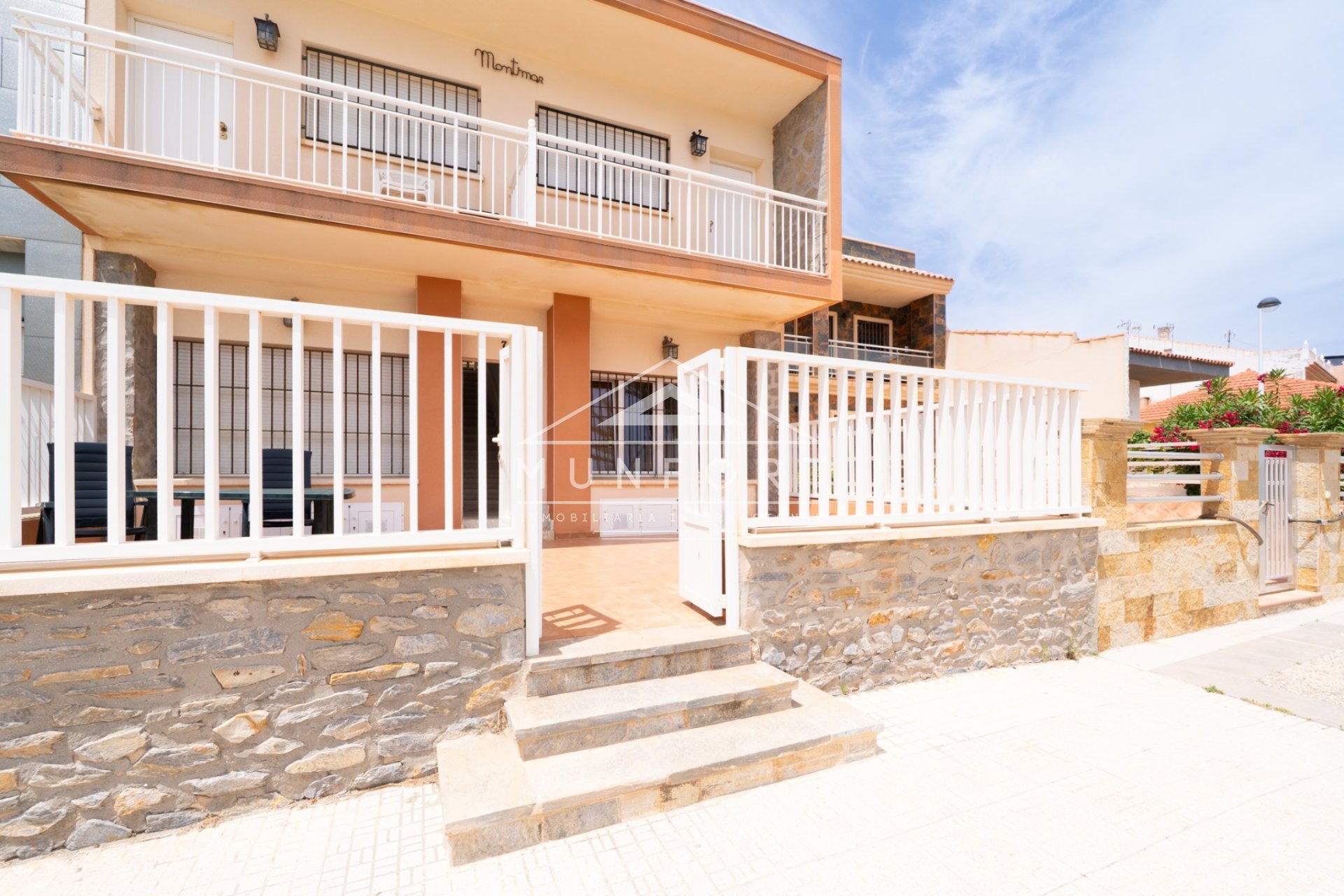 Resale - Bungalows -
Los Urrutias