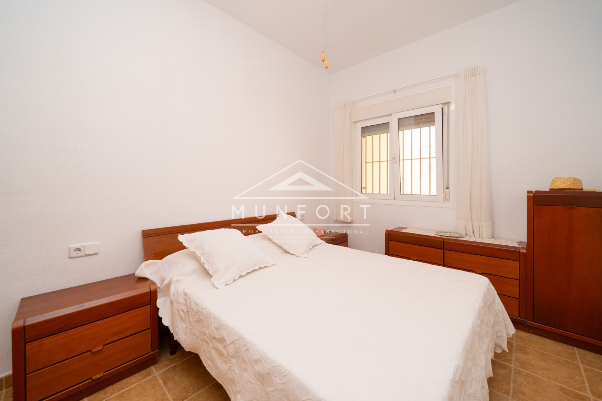 Resale - Bungalows -
Los Urrutias