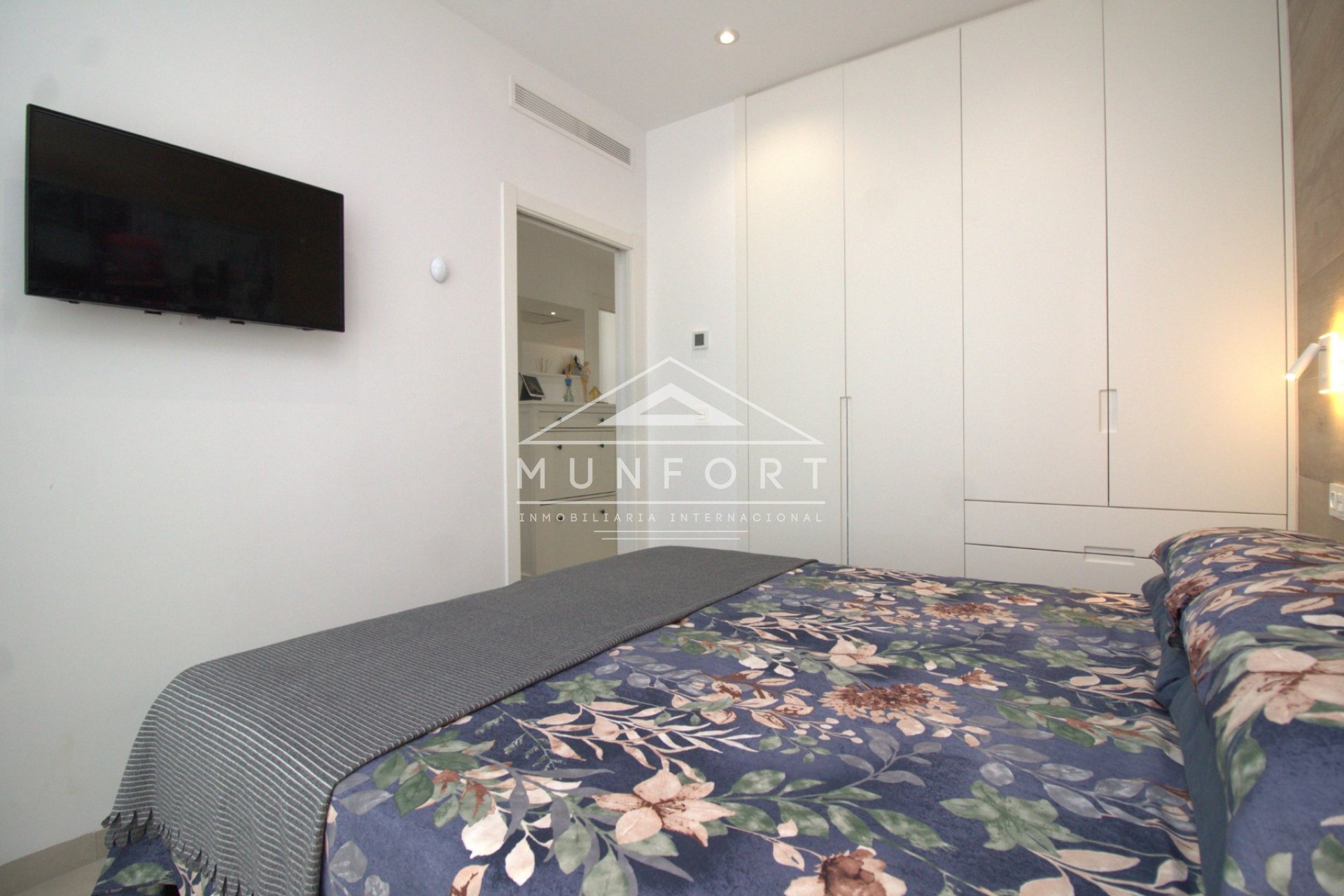 Resale - Bungalows -
Mar de Cristal