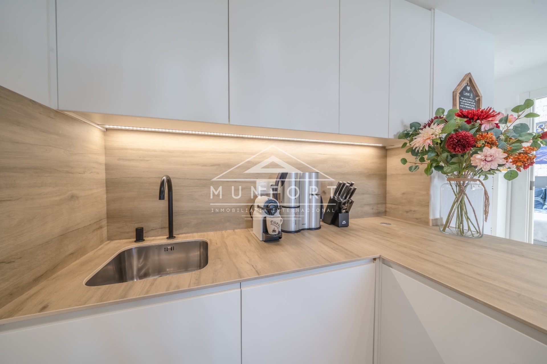 Resale - Bungalows -
Mar de Cristal