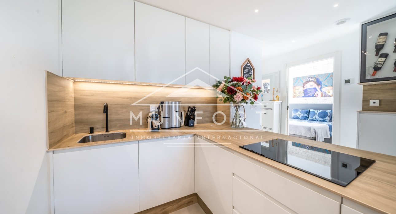 Resale - Bungalows -
Mar de Cristal