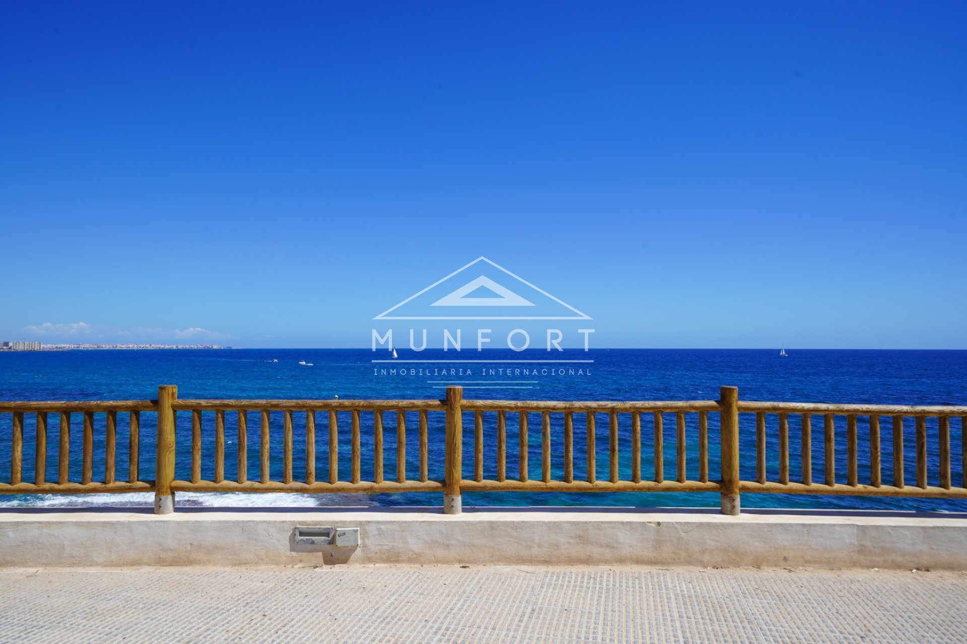 Resale - Bungalows -
Orihuela Costa - Cabo Roig