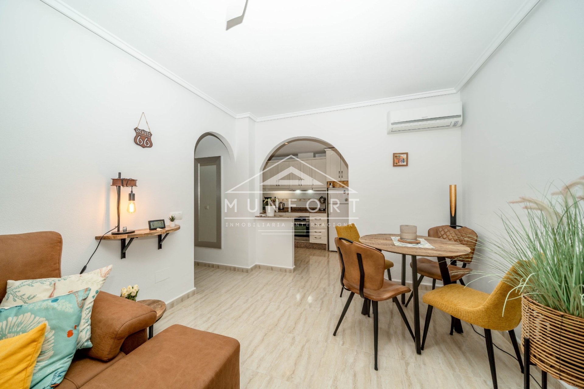 Resale - Bungalows -
Orihuela Costa - Los Dolses