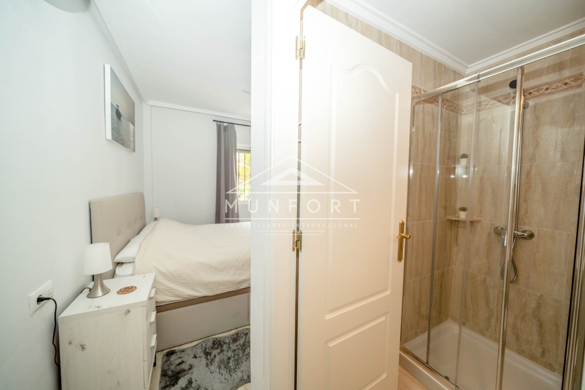 Resale - Bungalows -
Orihuela Costa - Los Dolses