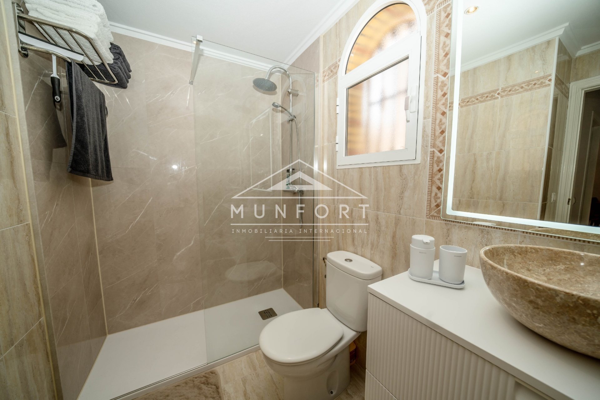 Resale - Bungalows -
Orihuela Costa - Los Dolses