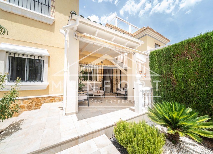 Resale - Bungalows -
Orihuela Costa - Los Dolses