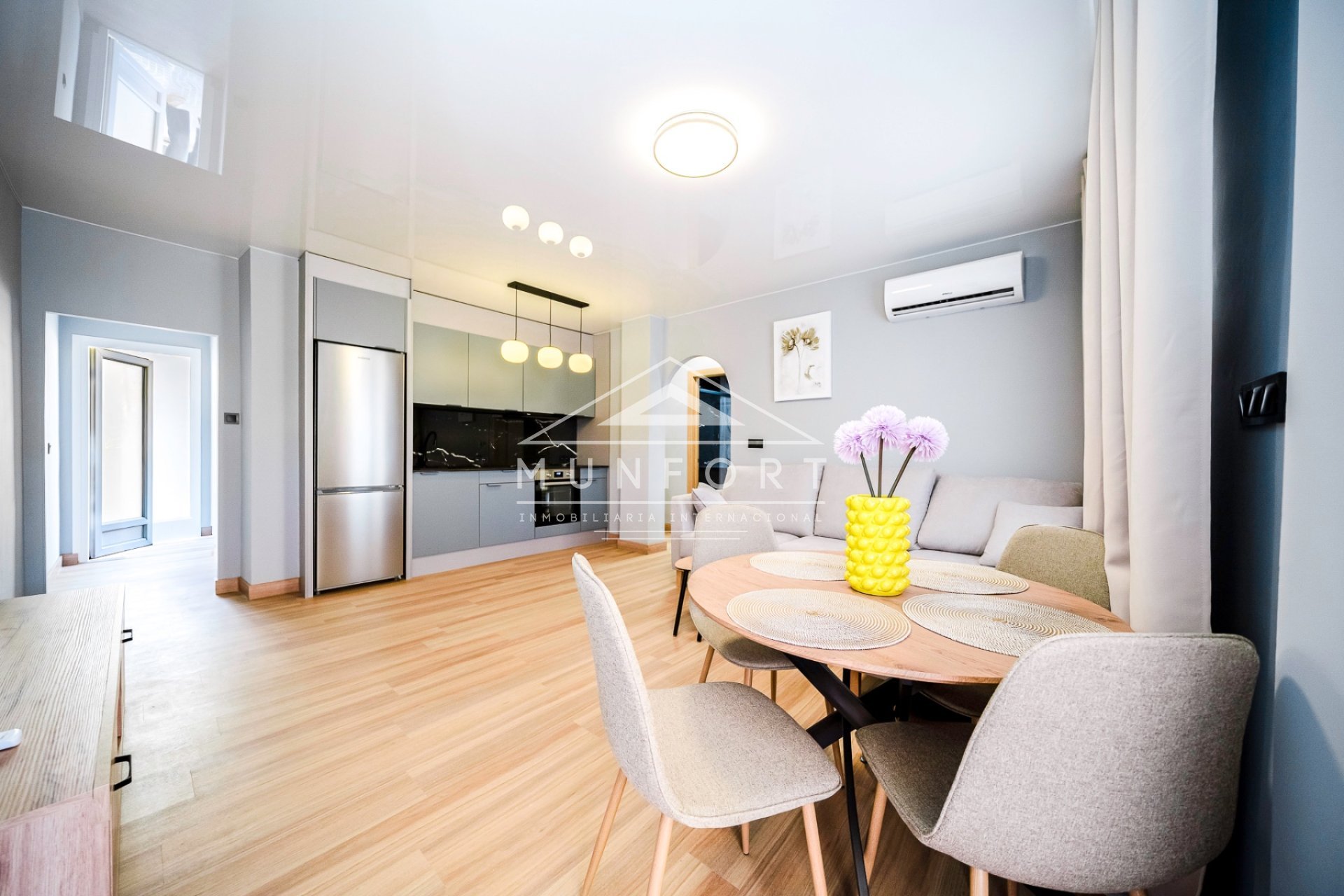 Resale - Bungalows -
Orihuela Costa - Villamartín