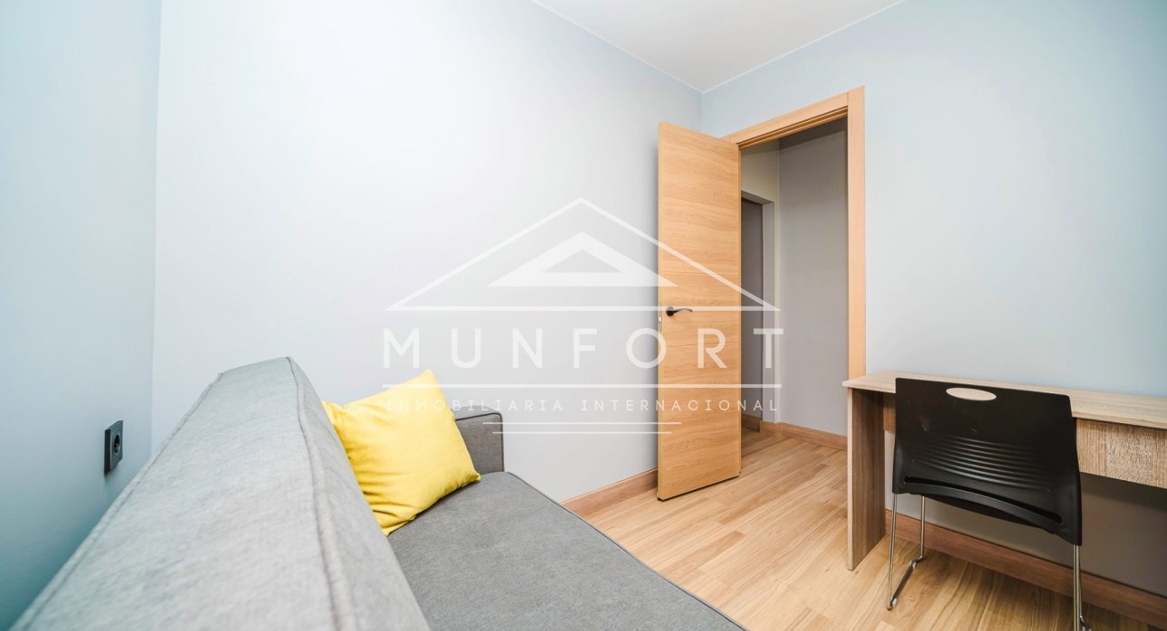 Resale - Bungalows -
Orihuela Costa - Villamartín