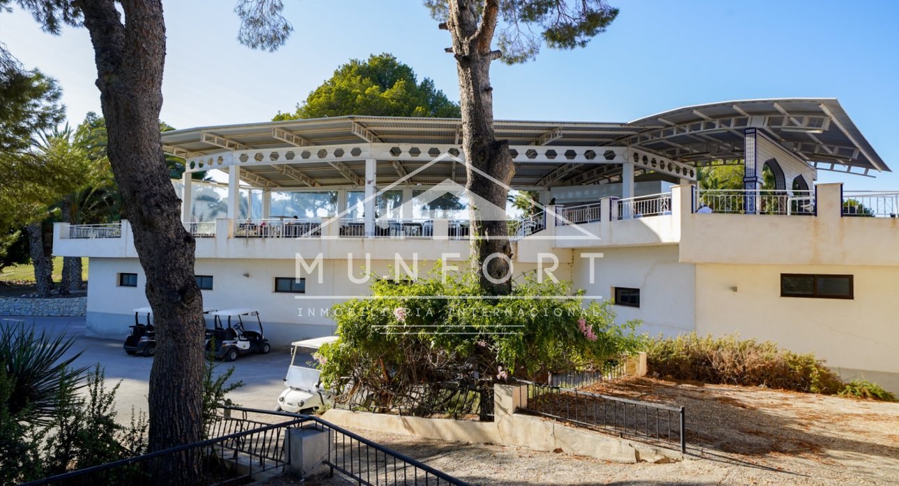 Resale - Bungalows -
Orihuela Costa - Villamartín