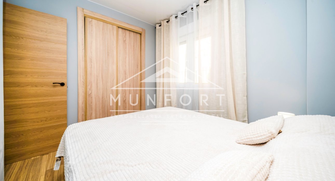 Resale - Bungalows -
Orihuela Costa - Villamartín