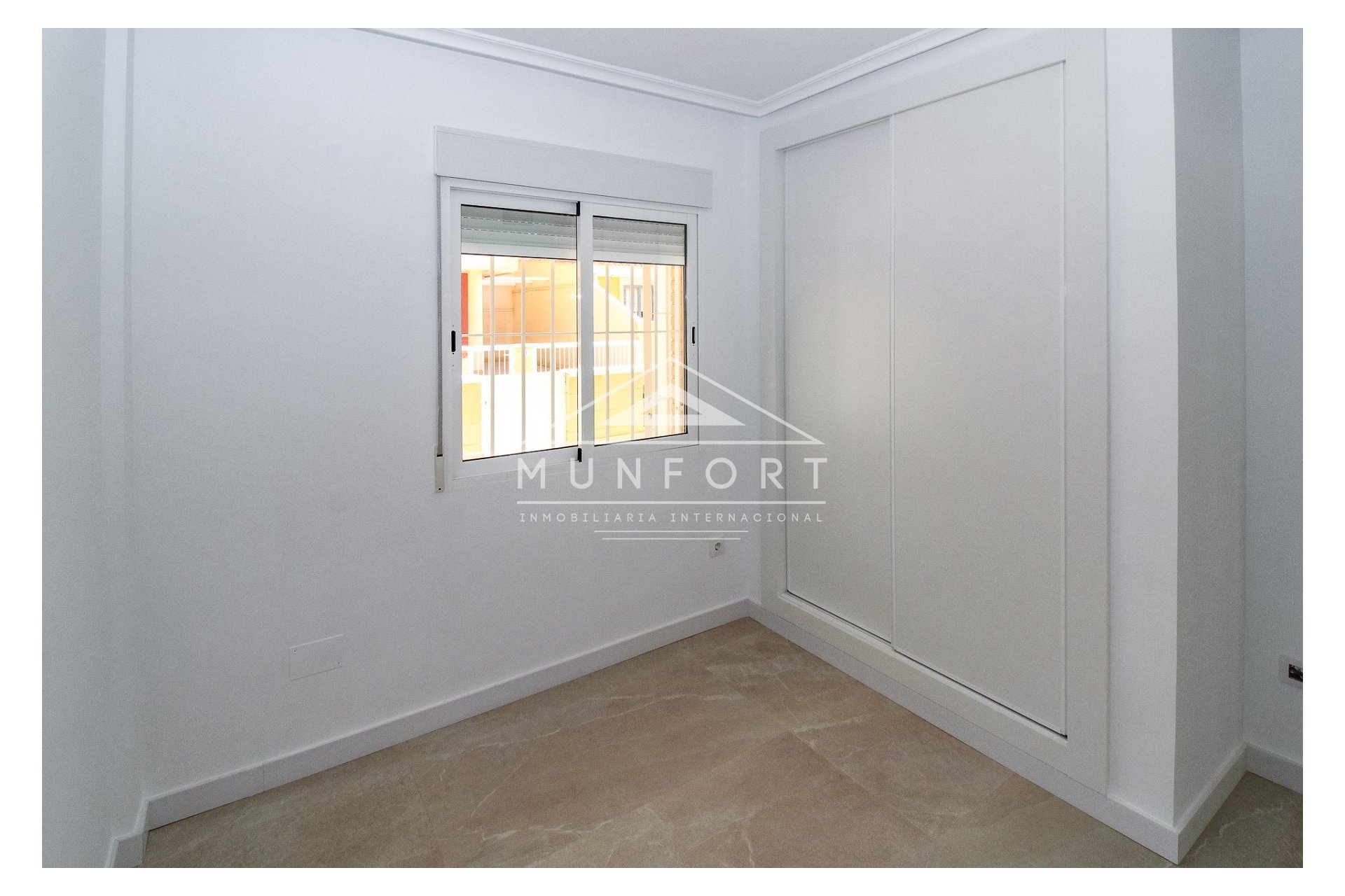 Resale - Bungalows -
Pilar de la Horadada - Torre de la Horadada