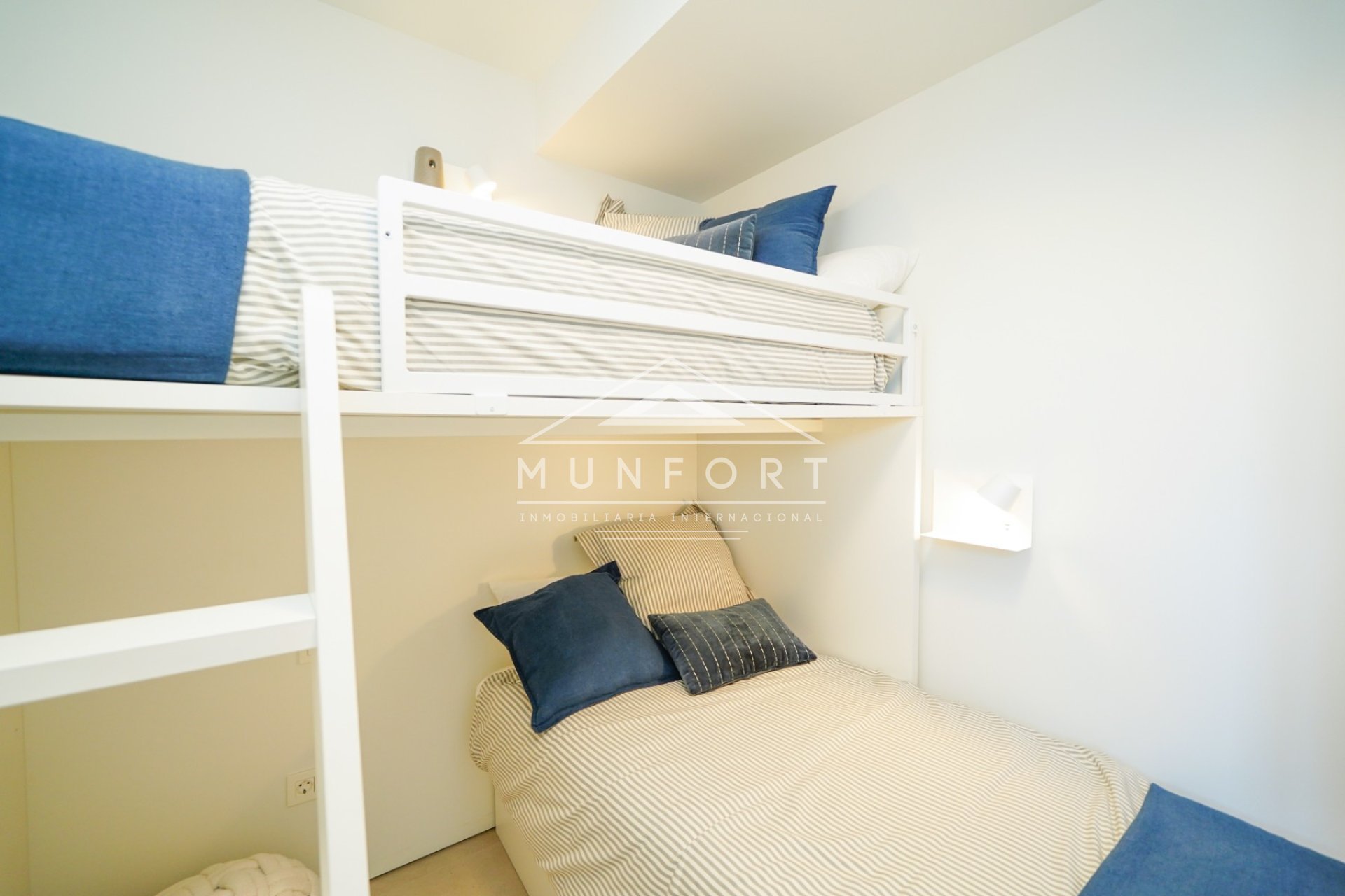 Resale - Bungalows -
Pilar de la Horadada - Torre de la Horadada