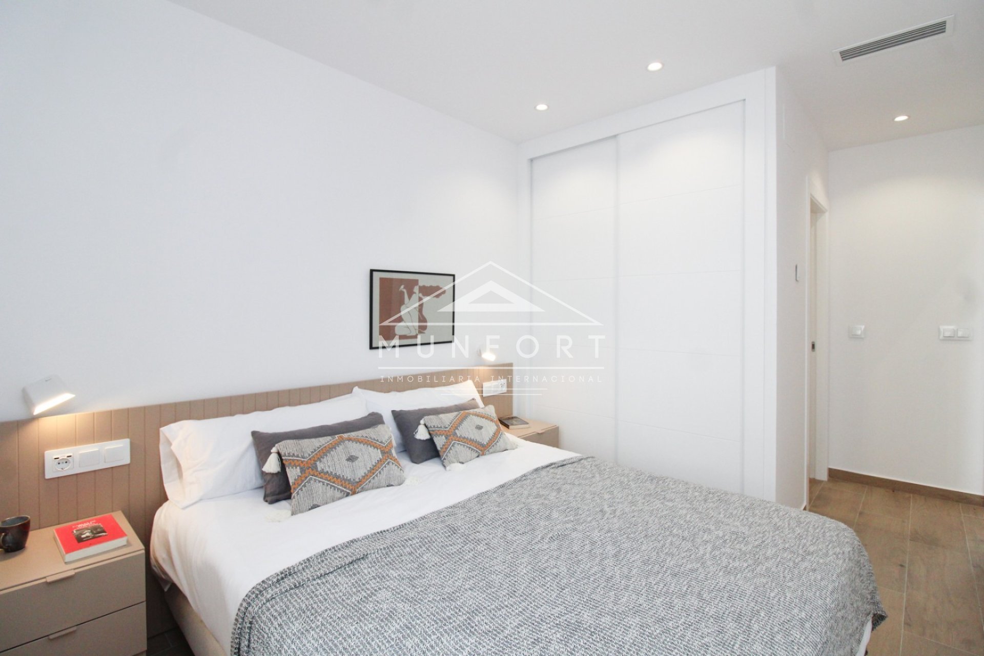 Resale - Bungalows -
Pilar de la Horadada