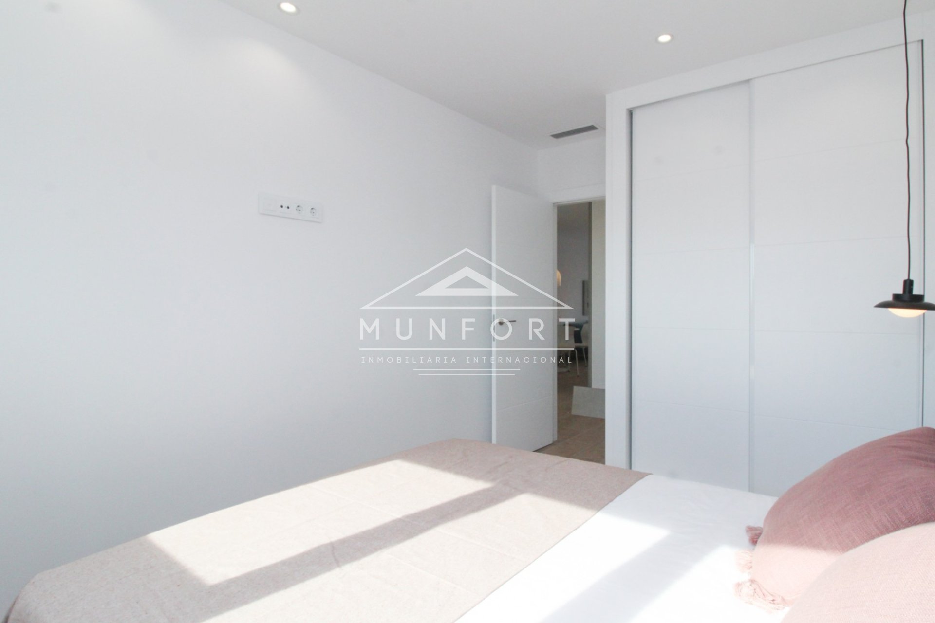 Resale - Bungalows -
Pilar de la Horadada