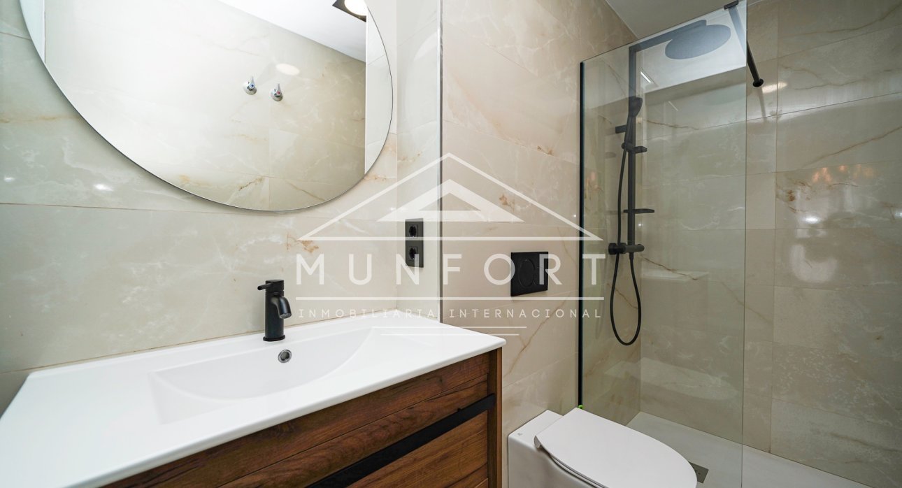 Resale - Bungalows -
Pilar de la Horadada