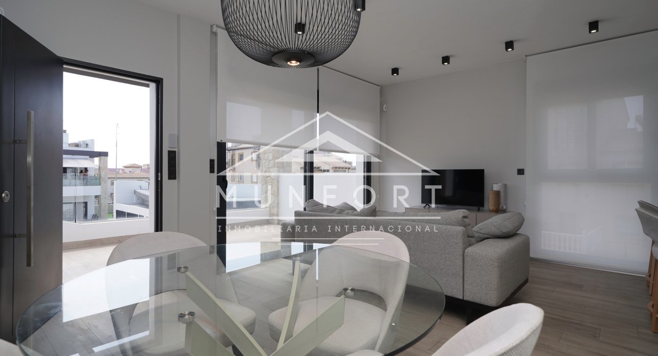 Resale - Bungalows -
Pilar de la Horadada