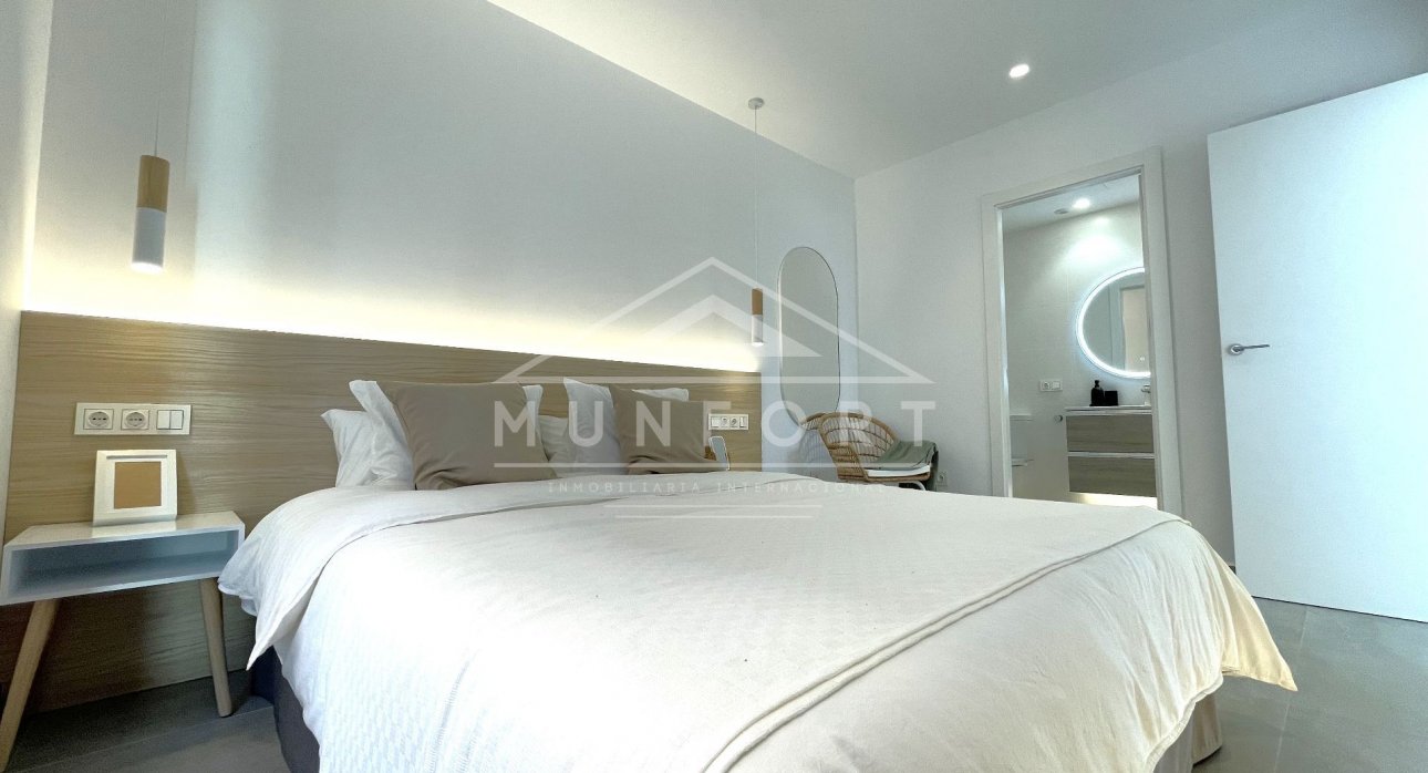 Resale - Bungalows -
Pilar de la Horadada