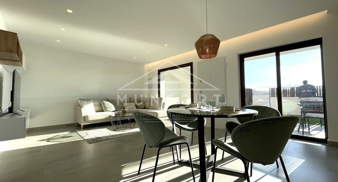 Resale - Bungalows -
Pilar de la Horadada