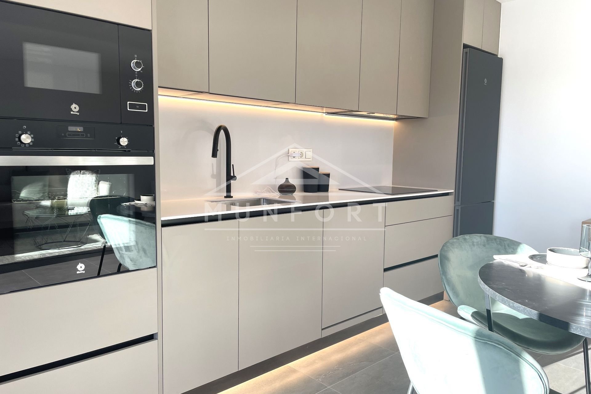 Resale - Bungalows -
Pilar de la Horadada