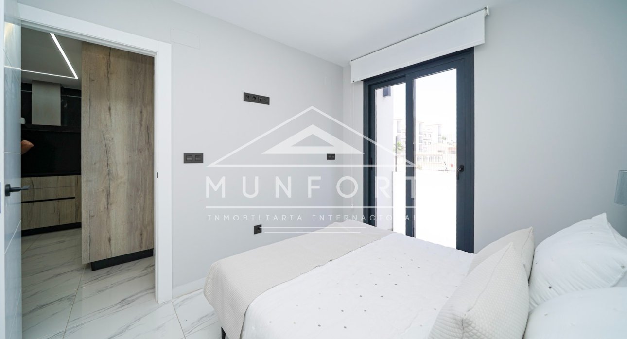 Resale - Bungalows -
Pilar de la Horadada