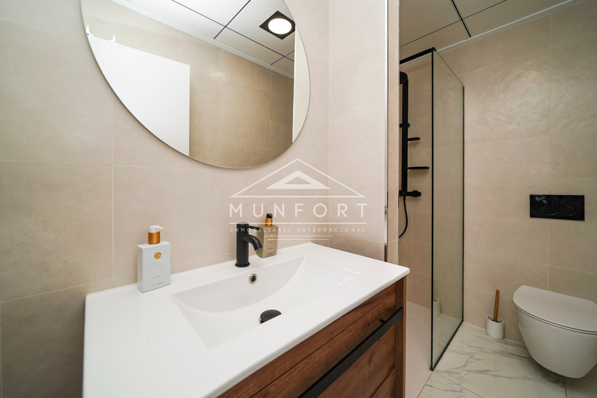 Resale - Bungalows -
Pilar de la Horadada