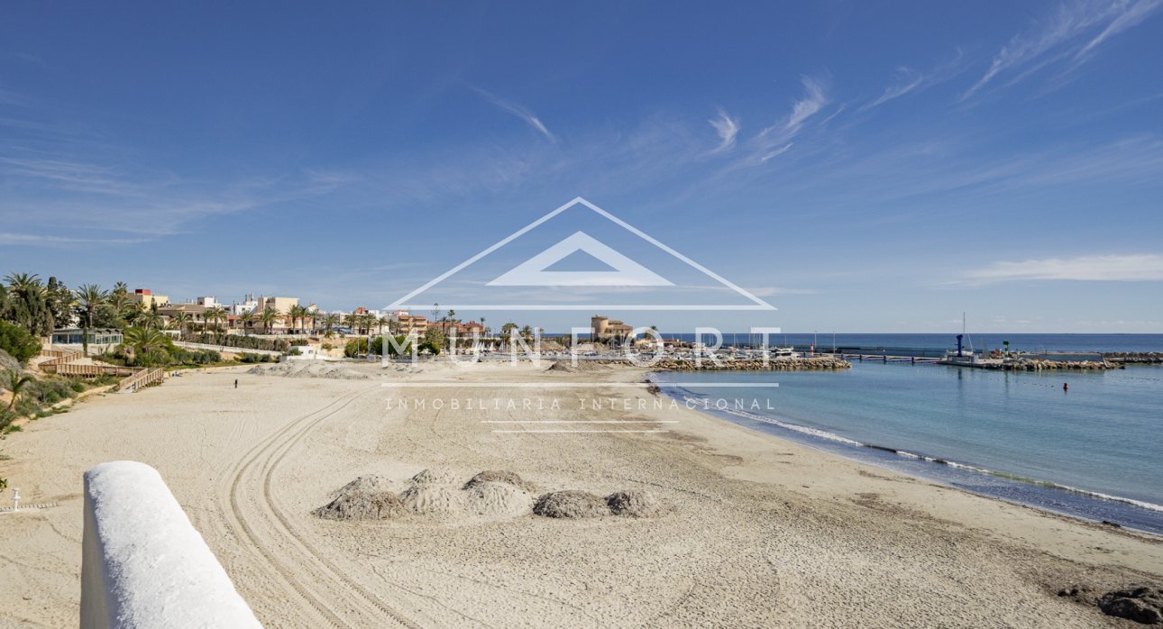 Resale - Bungalows -
Pilar de la Horadada