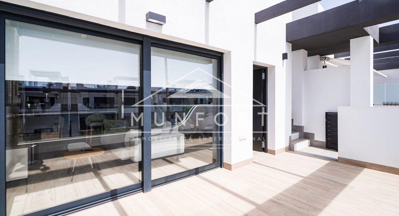 Resale - Bungalows -
Pilar de la Horadada