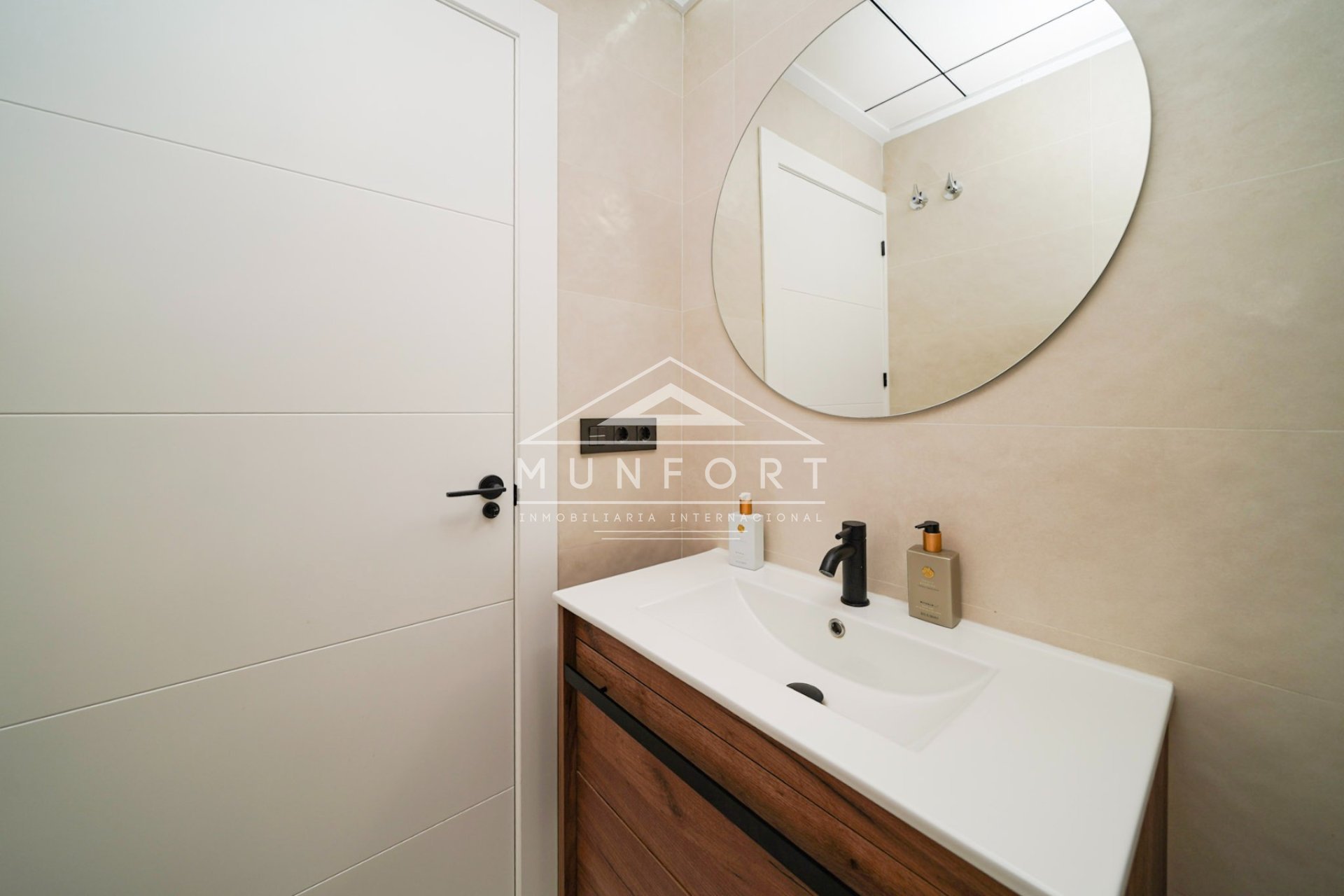 Resale - Bungalows -
Pilar de la Horadada