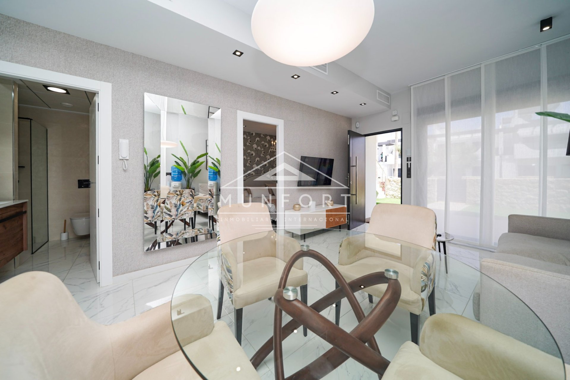 Resale - Bungalows -
Pilar de la Horadada