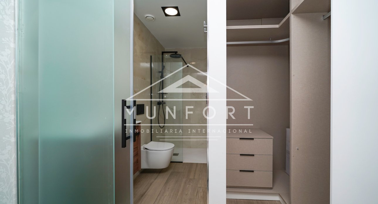 Resale - Bungalows -
Pilar de la Horadada