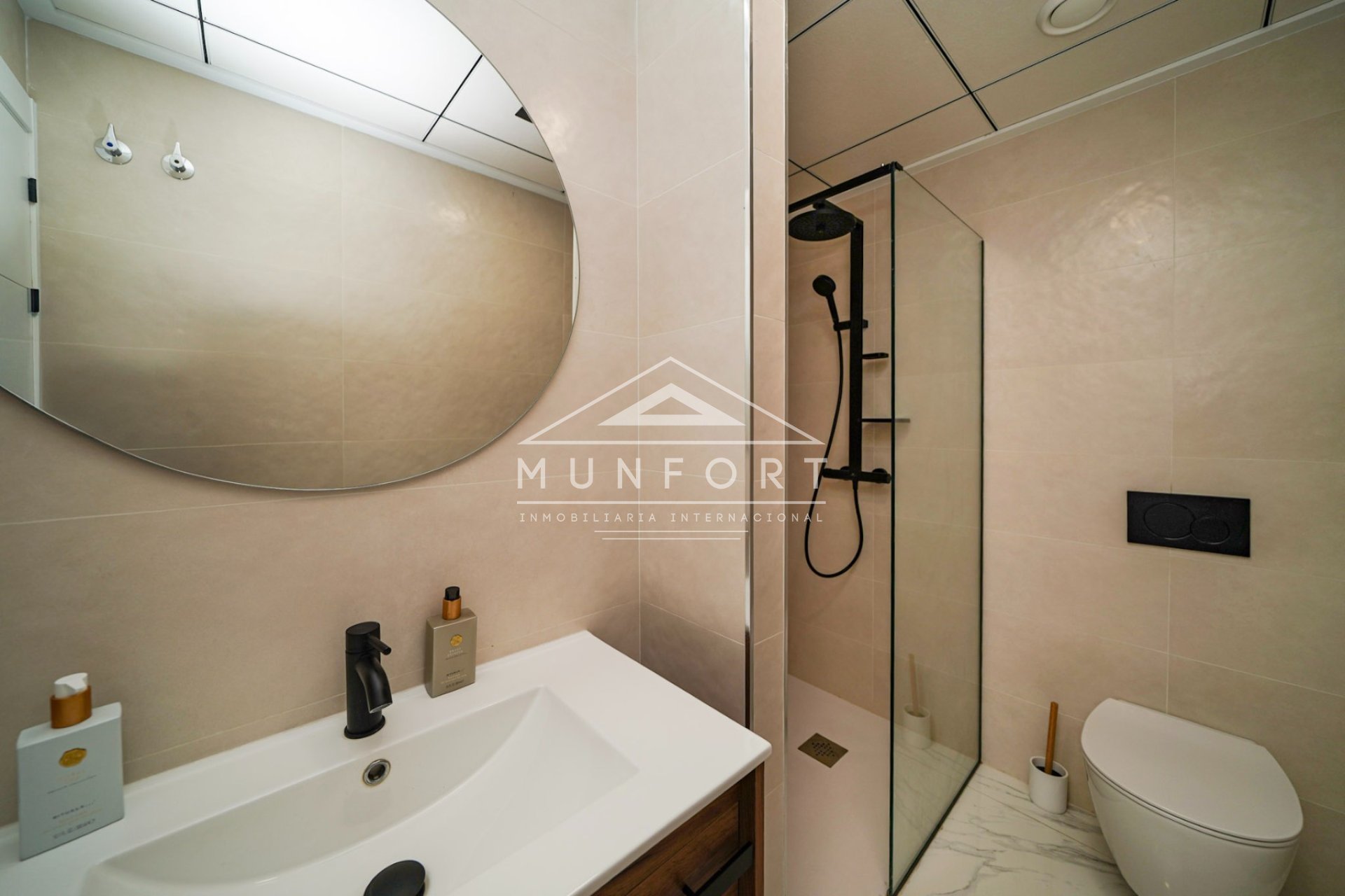 Resale - Bungalows -
Pilar de la Horadada