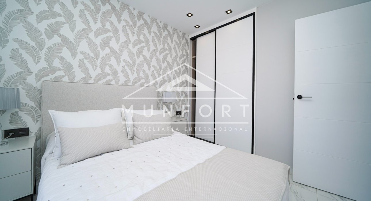 Resale - Bungalows -
Pilar de la Horadada