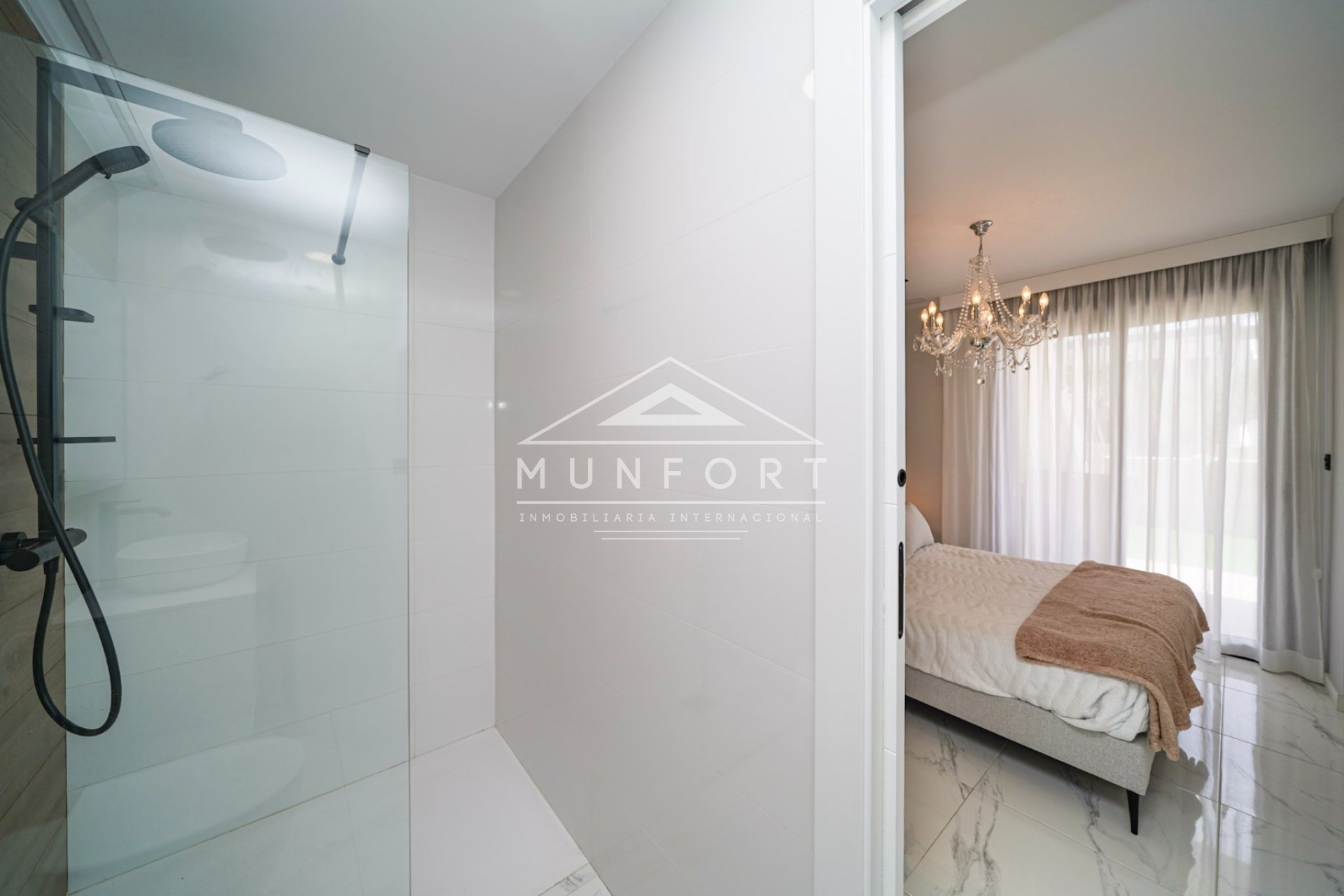 Resale - Bungalows -
Pilar de la Horadada