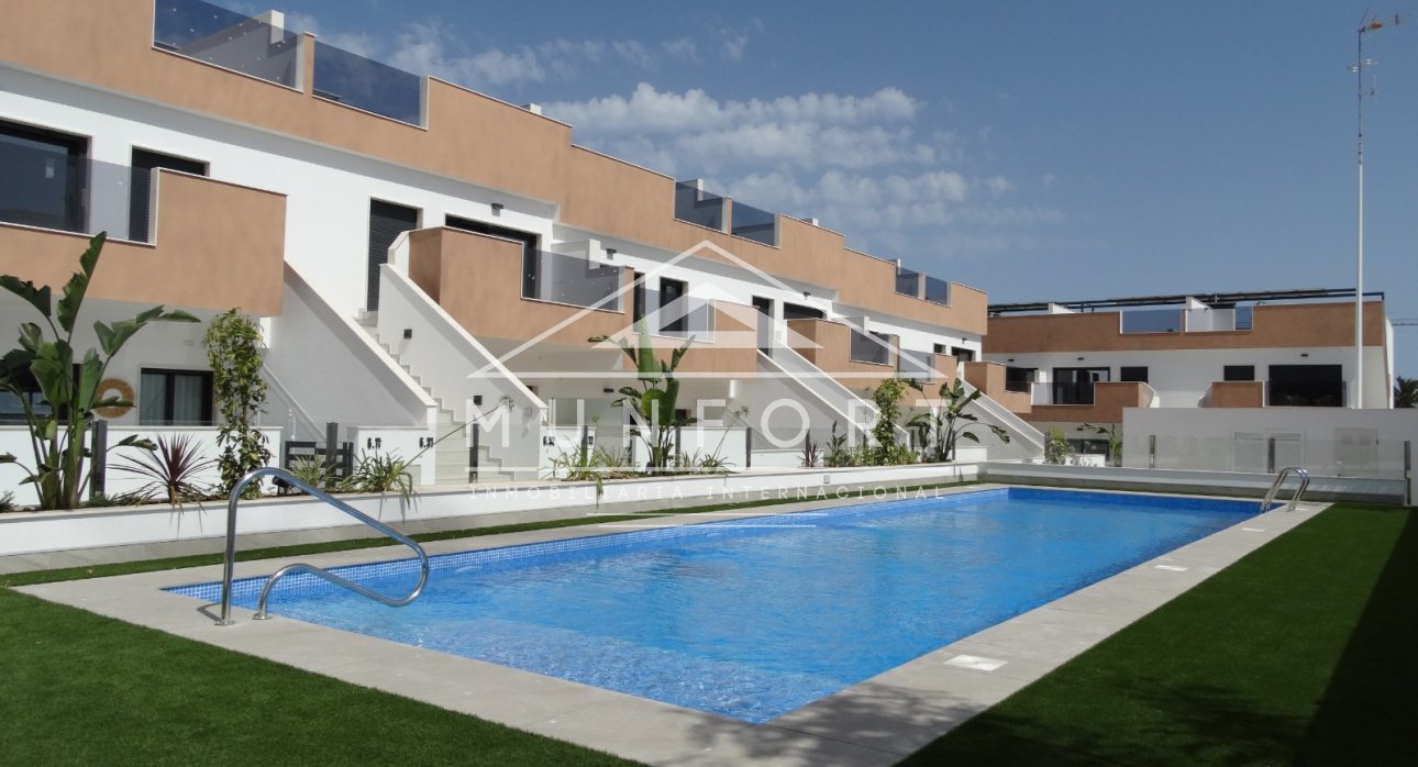 Resale - Bungalows -
Pilar de la Horadada