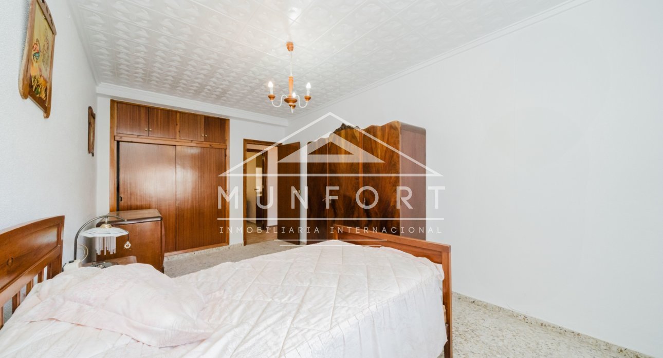 Resale - Bungalows -
Pilar de la Horadada