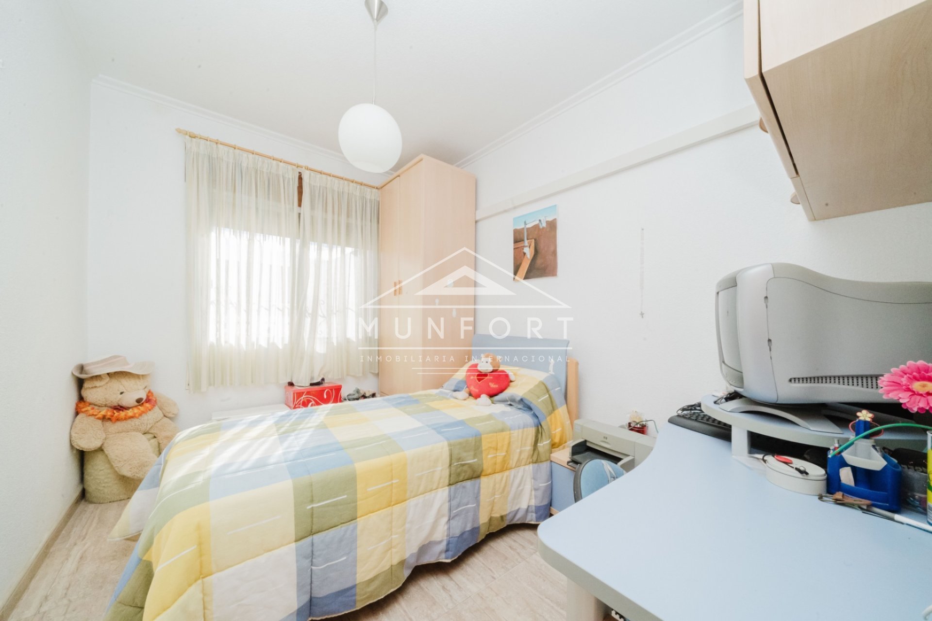 Resale - Bungalows -
Pilar de la Horadada