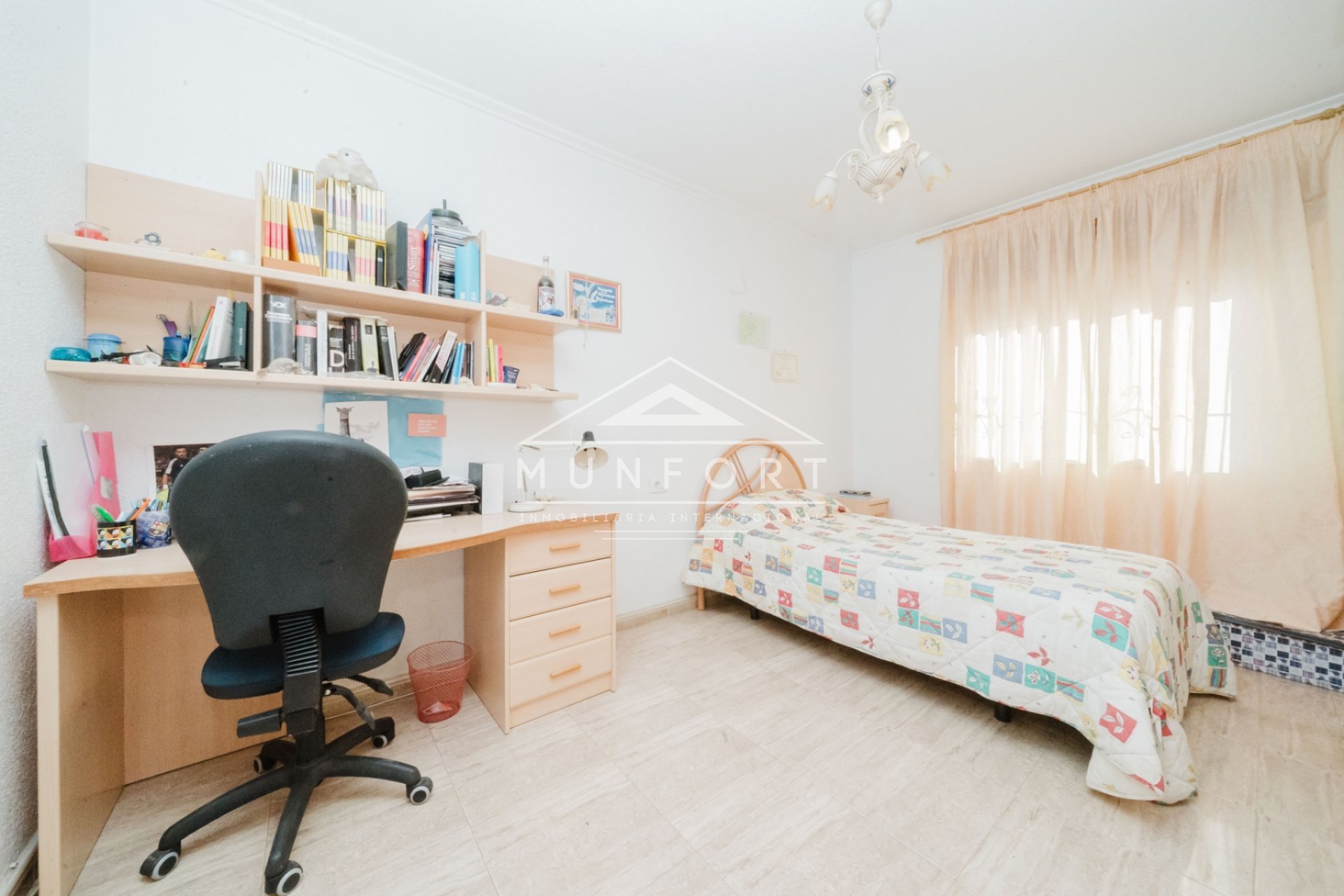 Resale - Bungalows -
Pilar de la Horadada