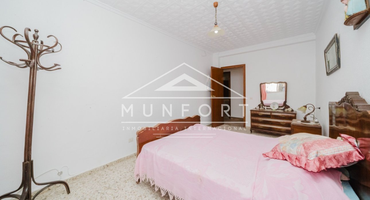 Resale - Bungalows -
Pilar de la Horadada