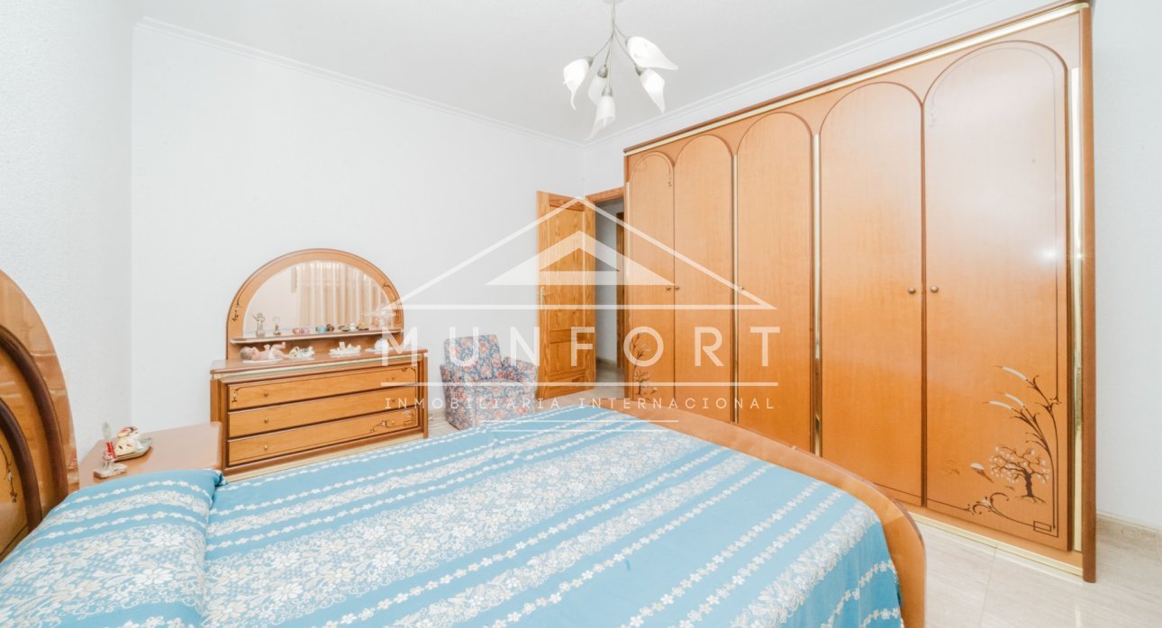 Resale - Bungalows -
Pilar de la Horadada