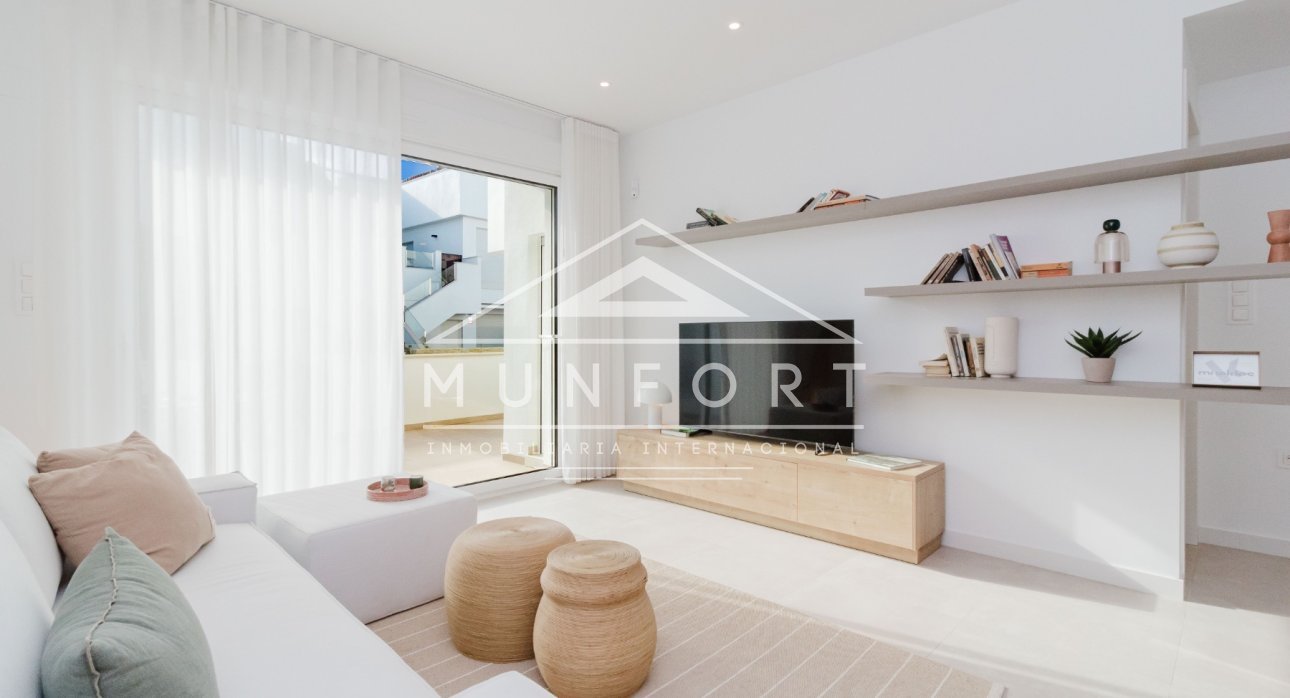 Resale - Bungalows -
Pilar de la Horadada