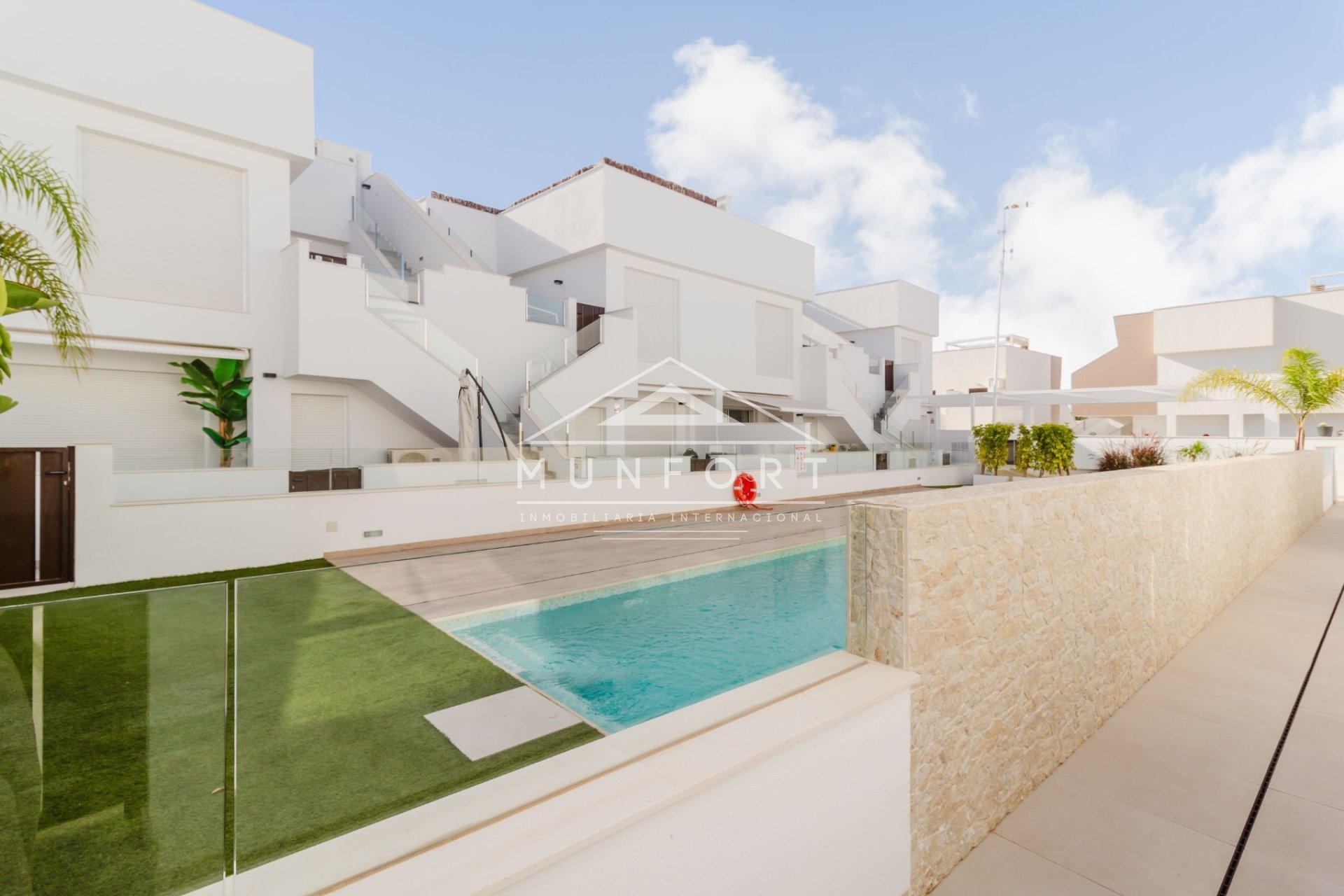 Resale - Bungalows -
Pilar de la Horadada