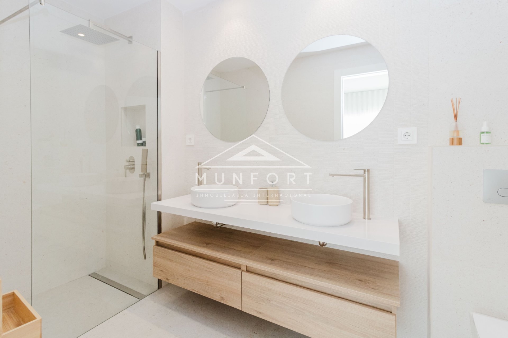 Resale - Bungalows -
Pilar de la Horadada