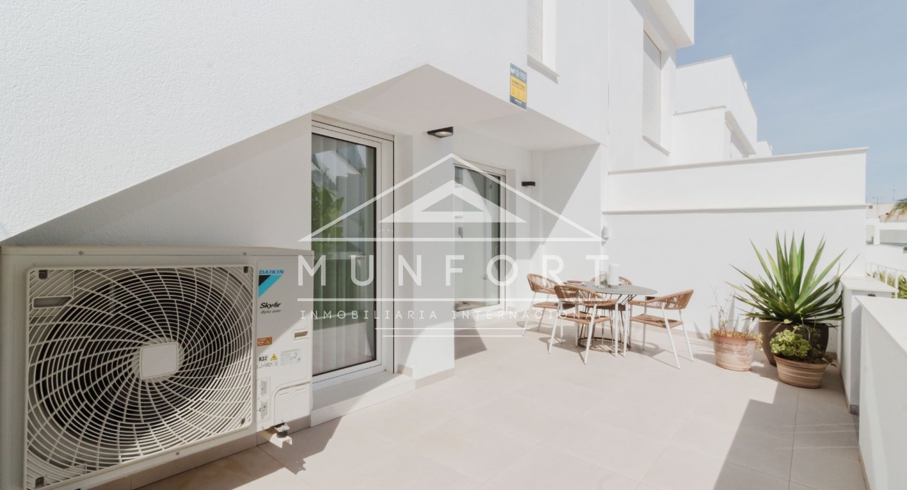 Resale - Bungalows -
Pilar de la Horadada