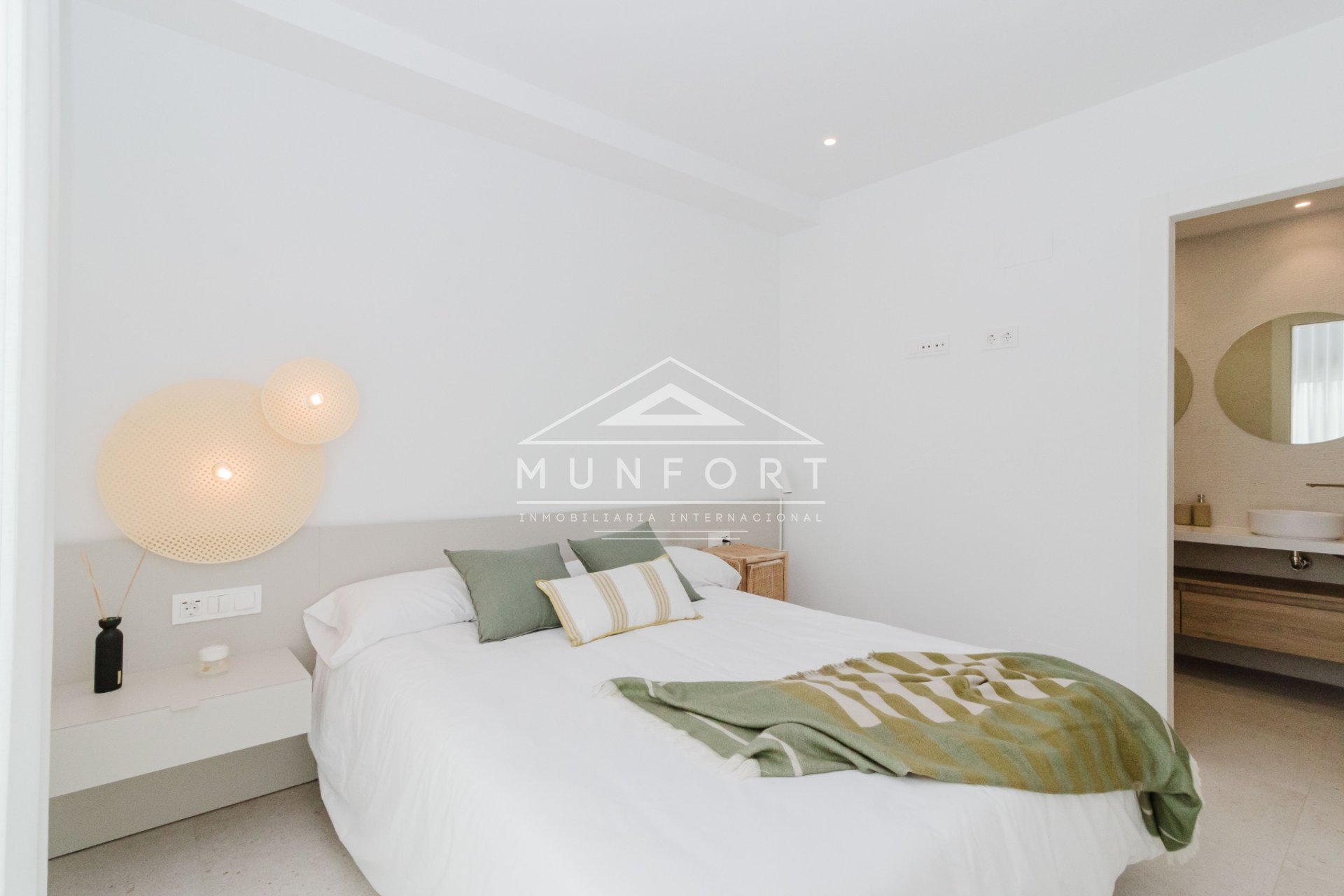 Resale - Bungalows -
Pilar de la Horadada