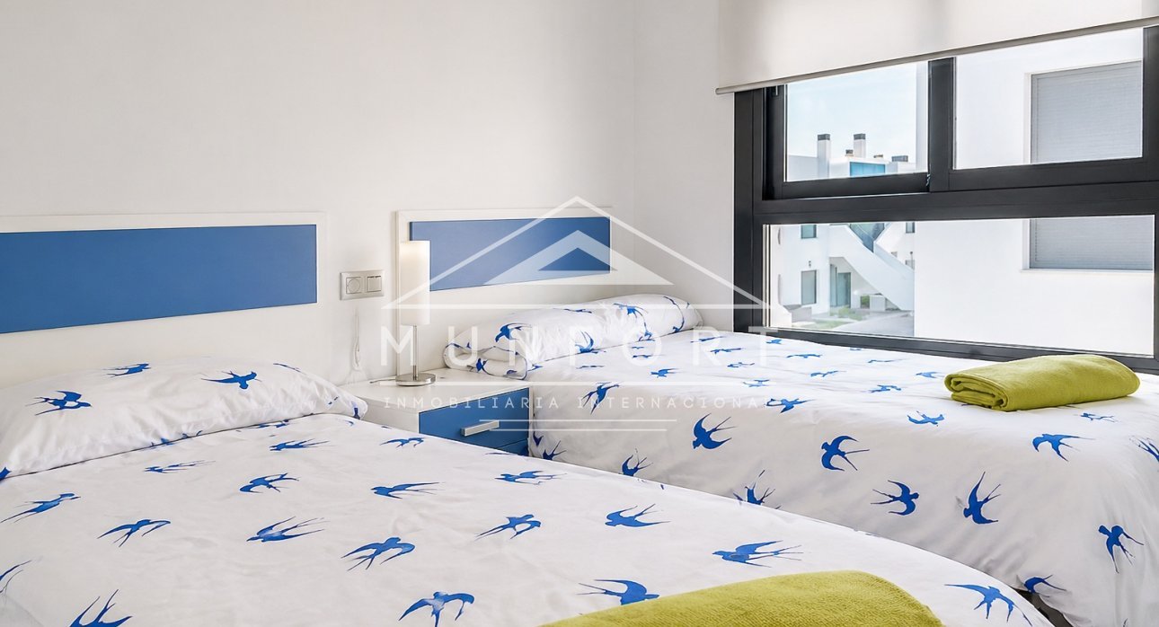 Resale - Bungalows -
Pilar de la Horadada