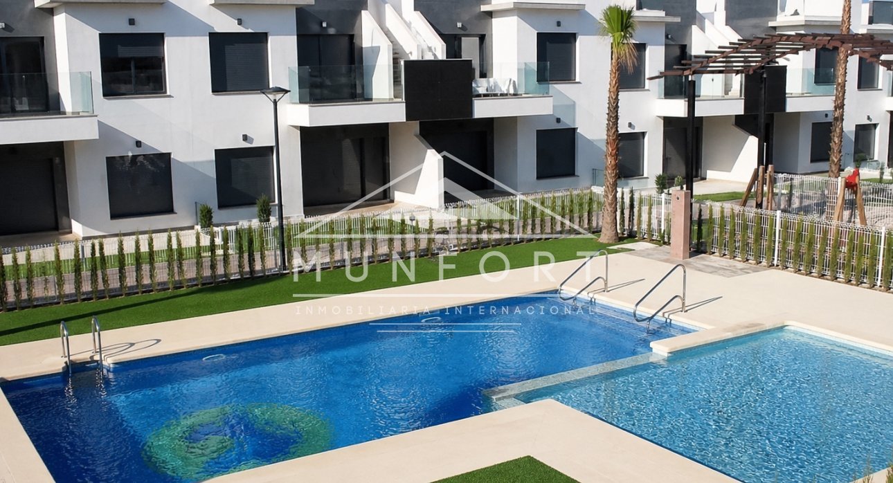 Resale - Bungalows -
Pilar de la Horadada