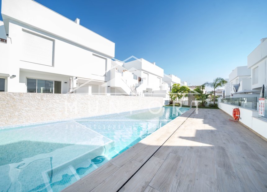 Resale - Bungalows -
Pilar de la Horadada