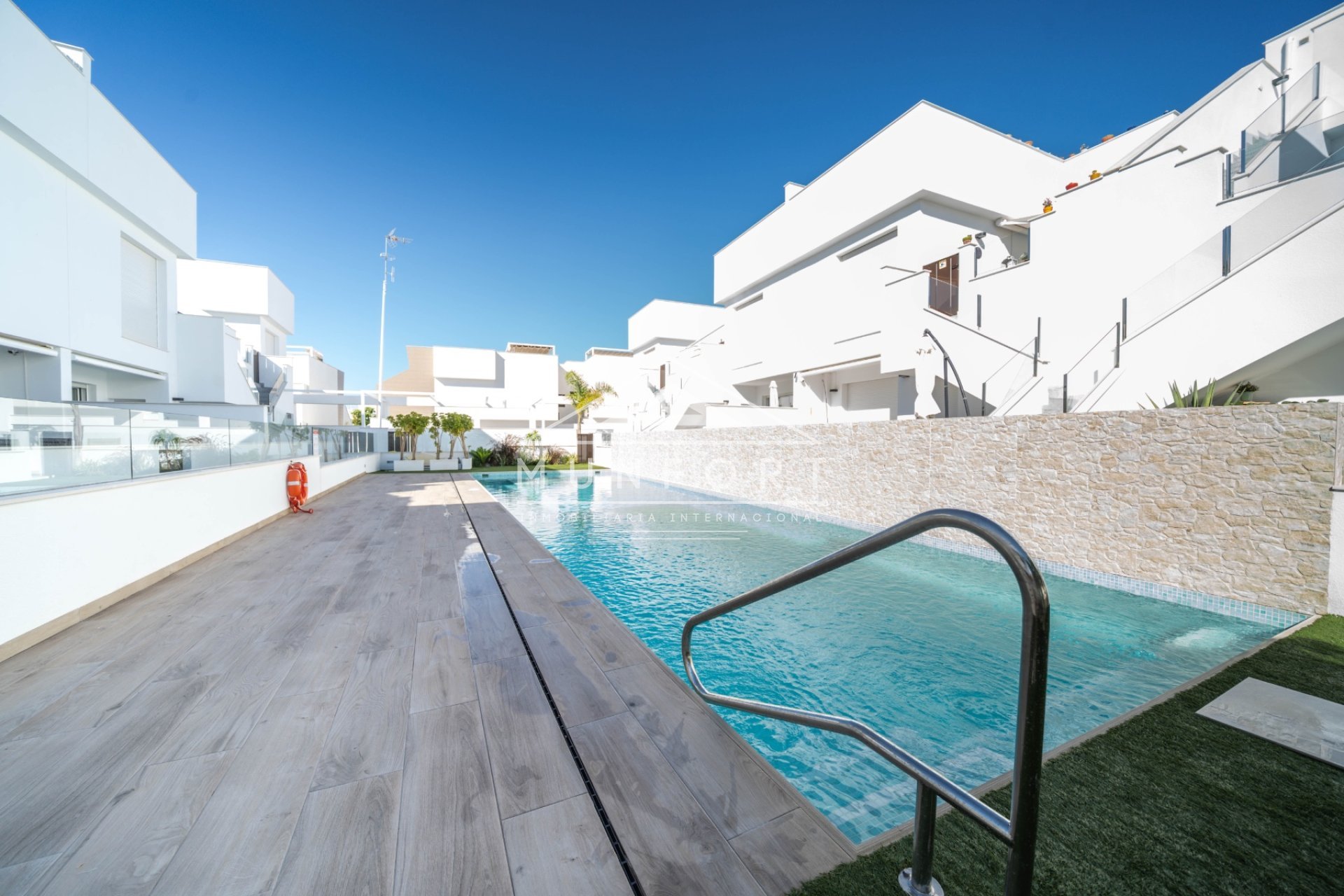 Resale - Bungalows -
Pilar de la Horadada